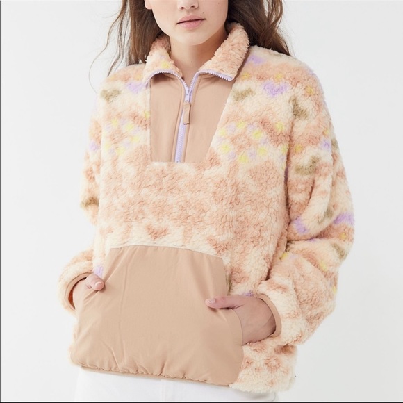 Urban Outfitters Fleece Sweater - Picture 1 of 5